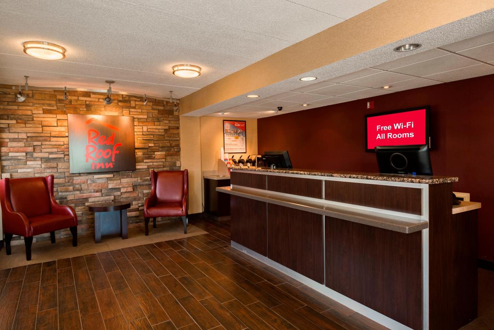 Red Roof Inn Rockford Main image 2